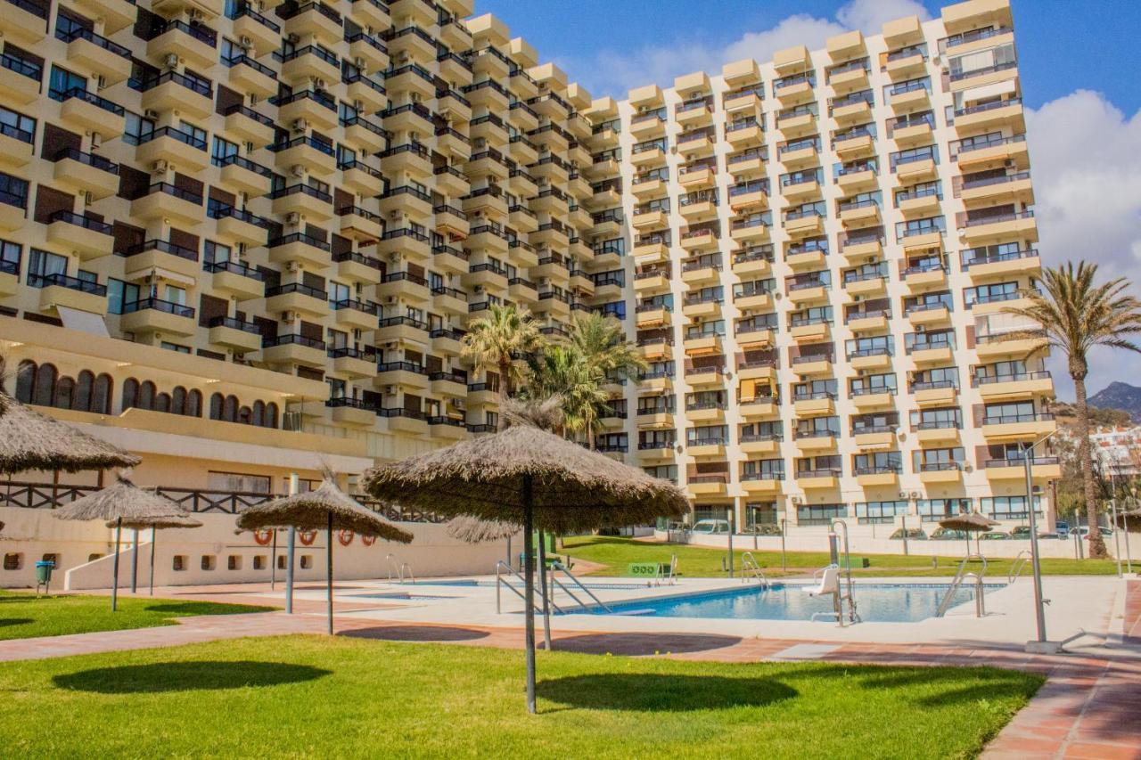 Aloha Playa Apartment With Ocean Views And Pools Benalmádena Zewnętrze zdjęcie
